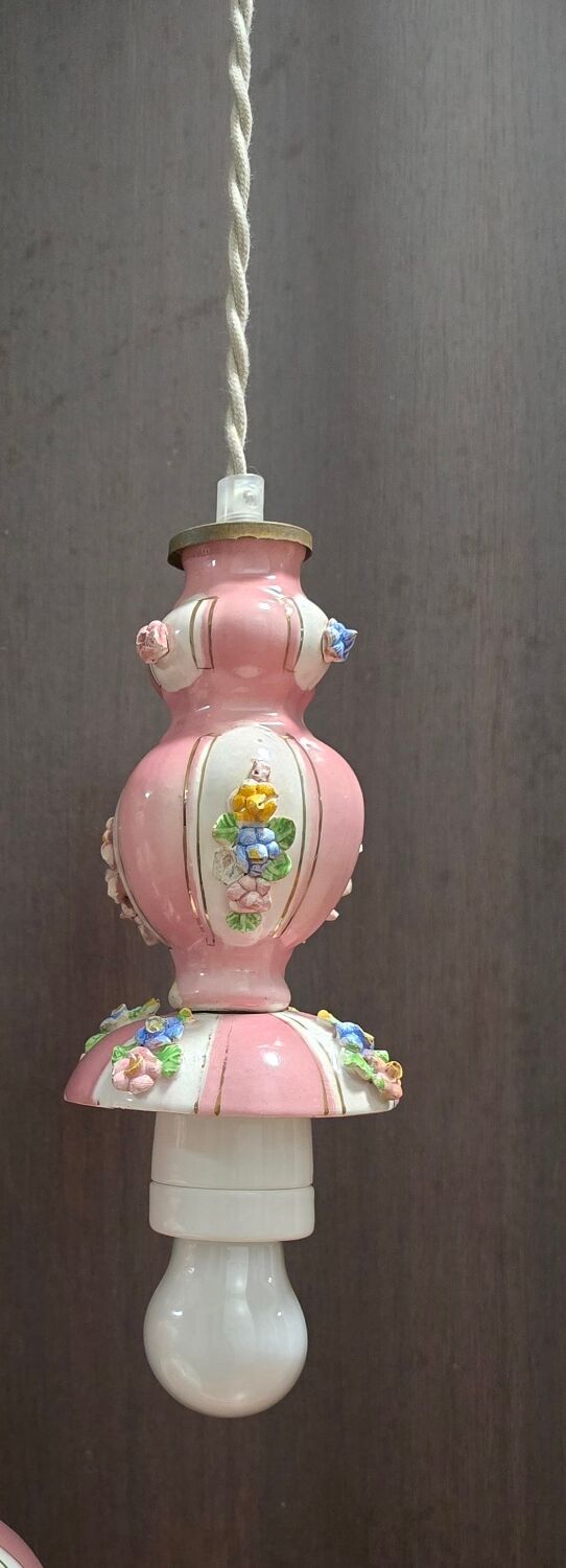 Suspension in antique slipware