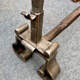 Paire de chenets en fer forgé, XVIIe siècle