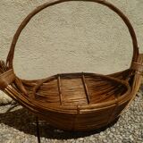 Basket rattan old vintage