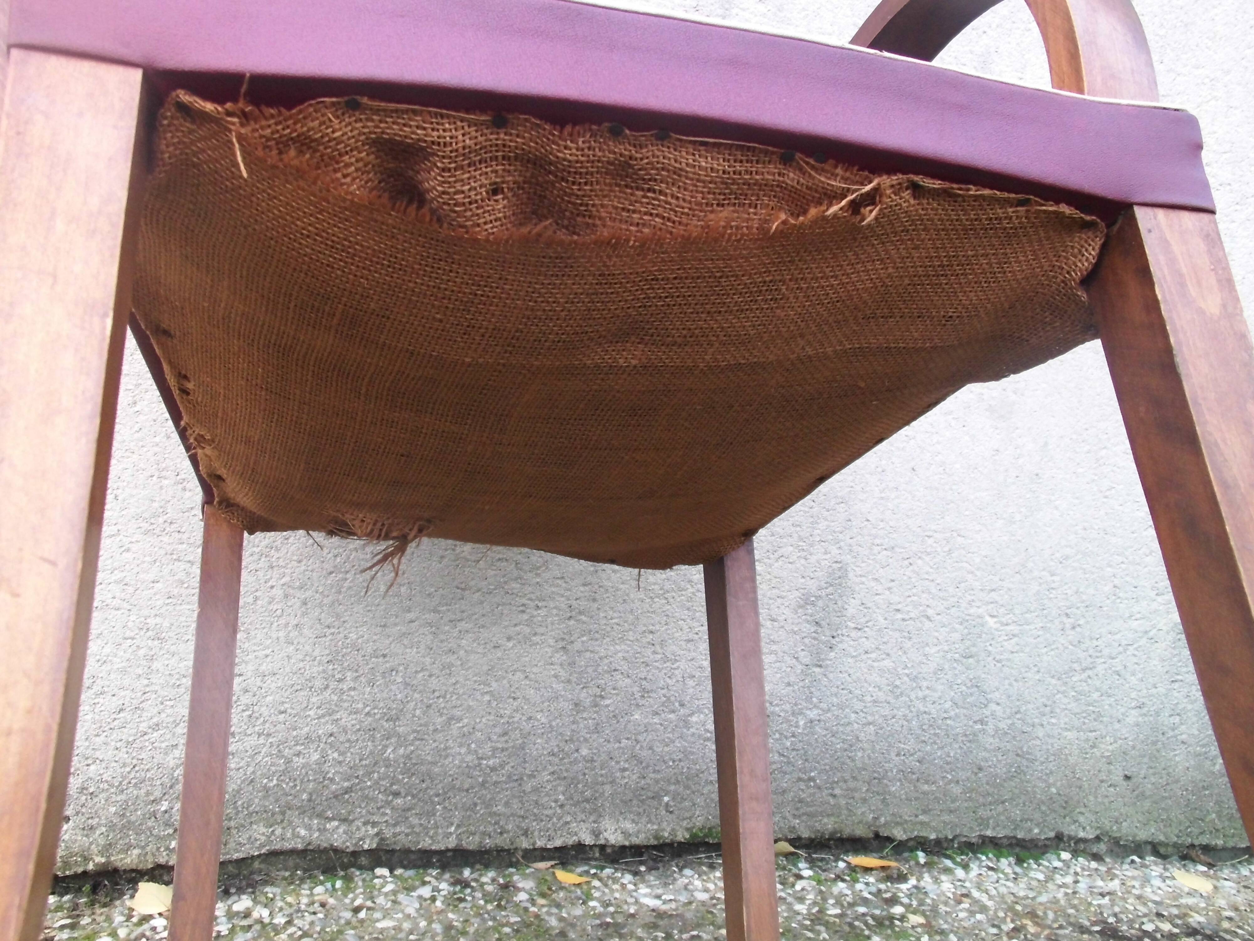 Bridge chair in red skai