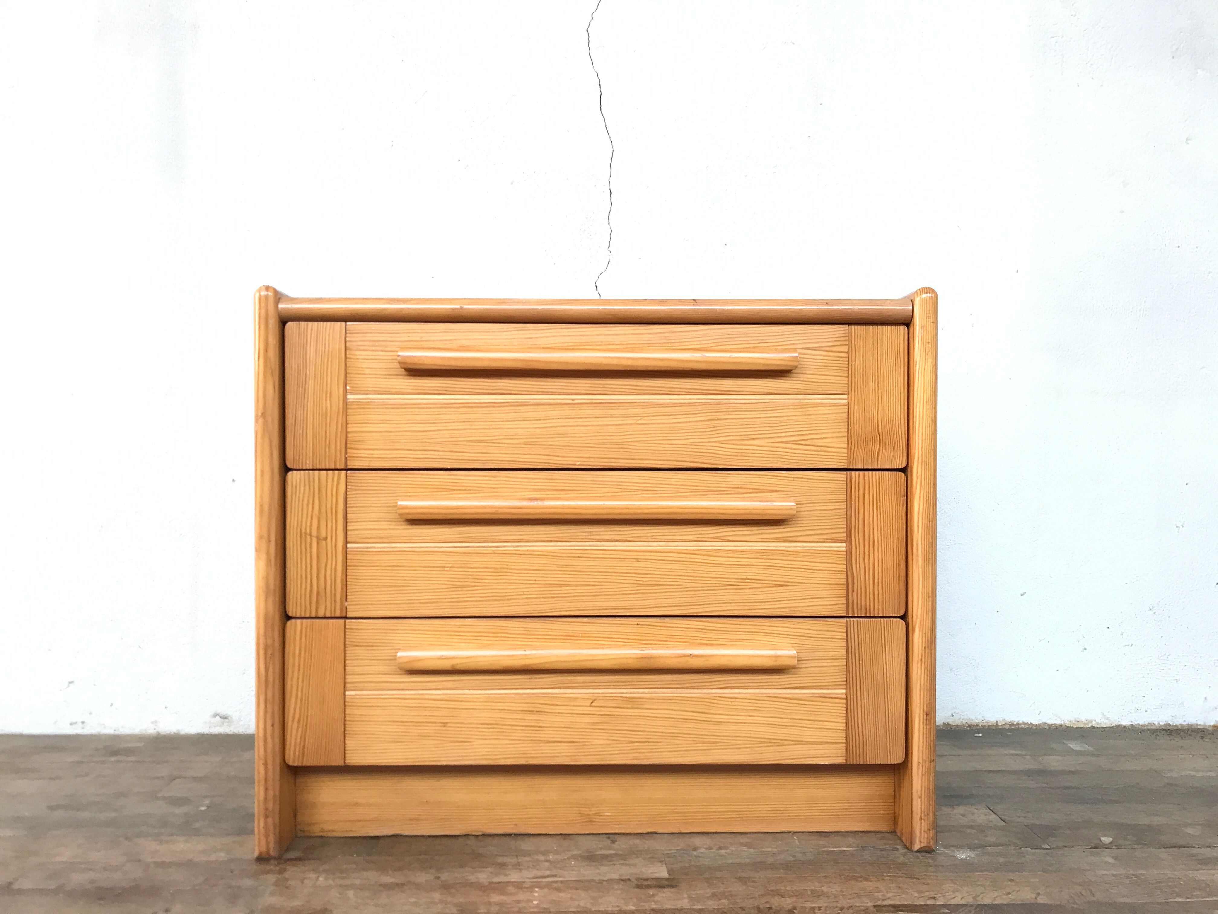 Gautier dresser 1970