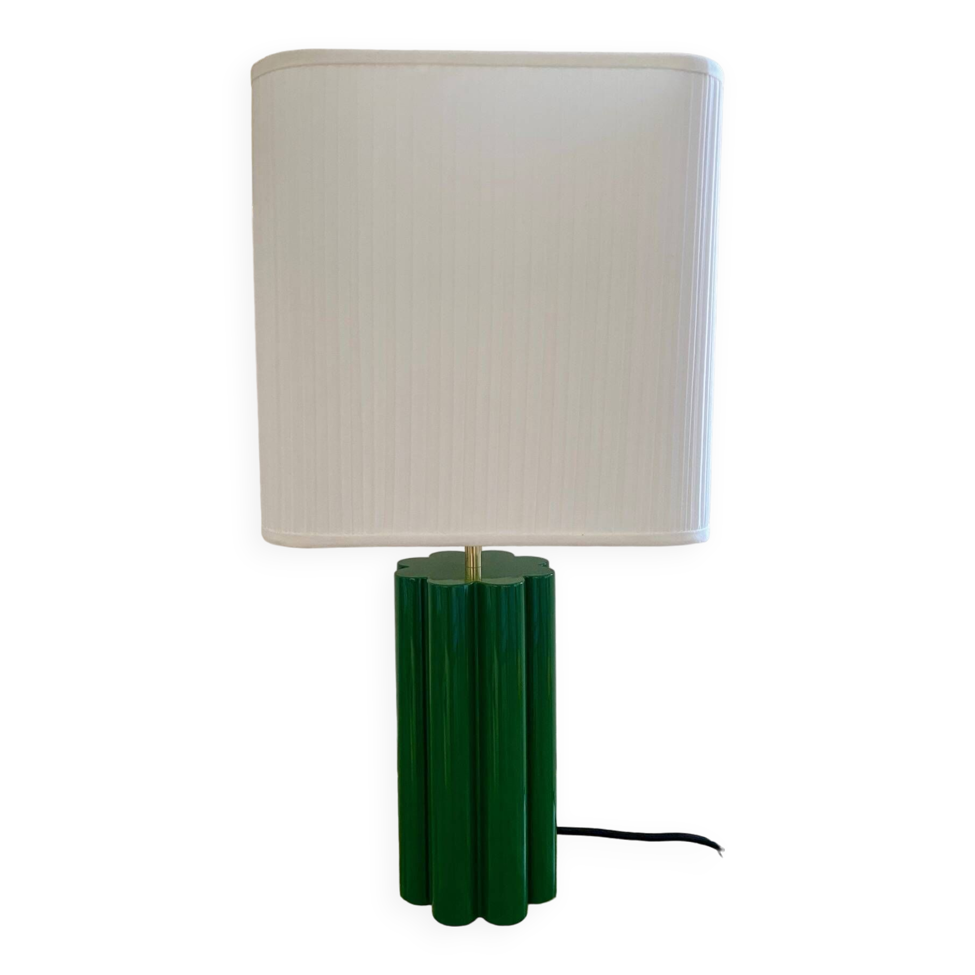 Gioia The Socialite Family Lamp