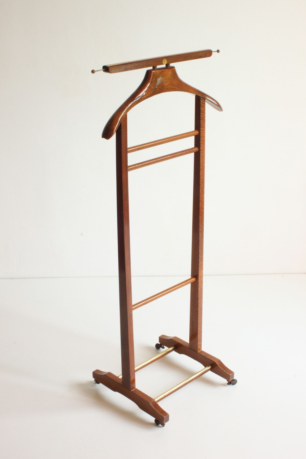 Valet de chambre en bois pour Fratelli Reguitti, Italie années 1950.