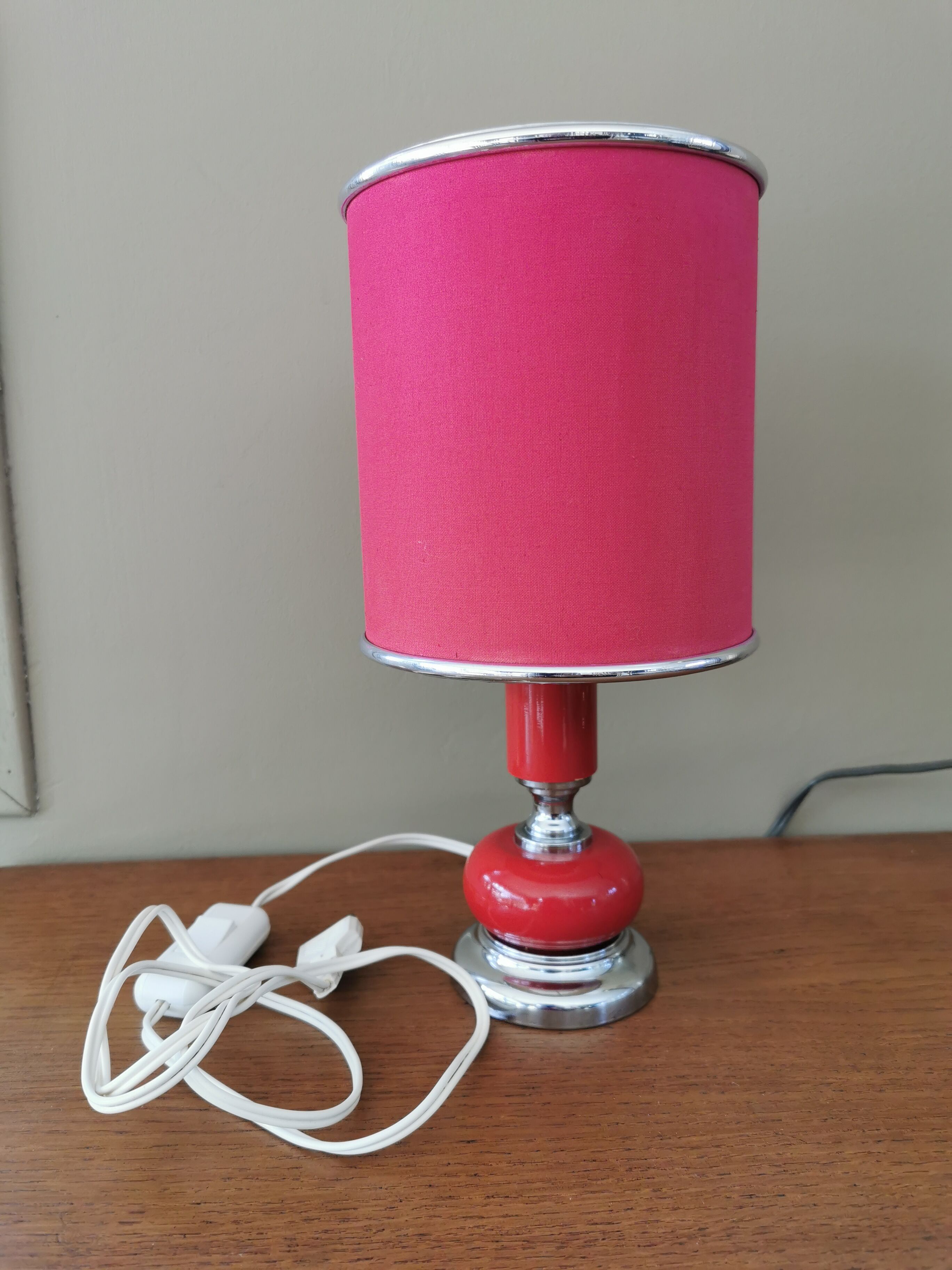 Vintage 70s chrome and red lamp