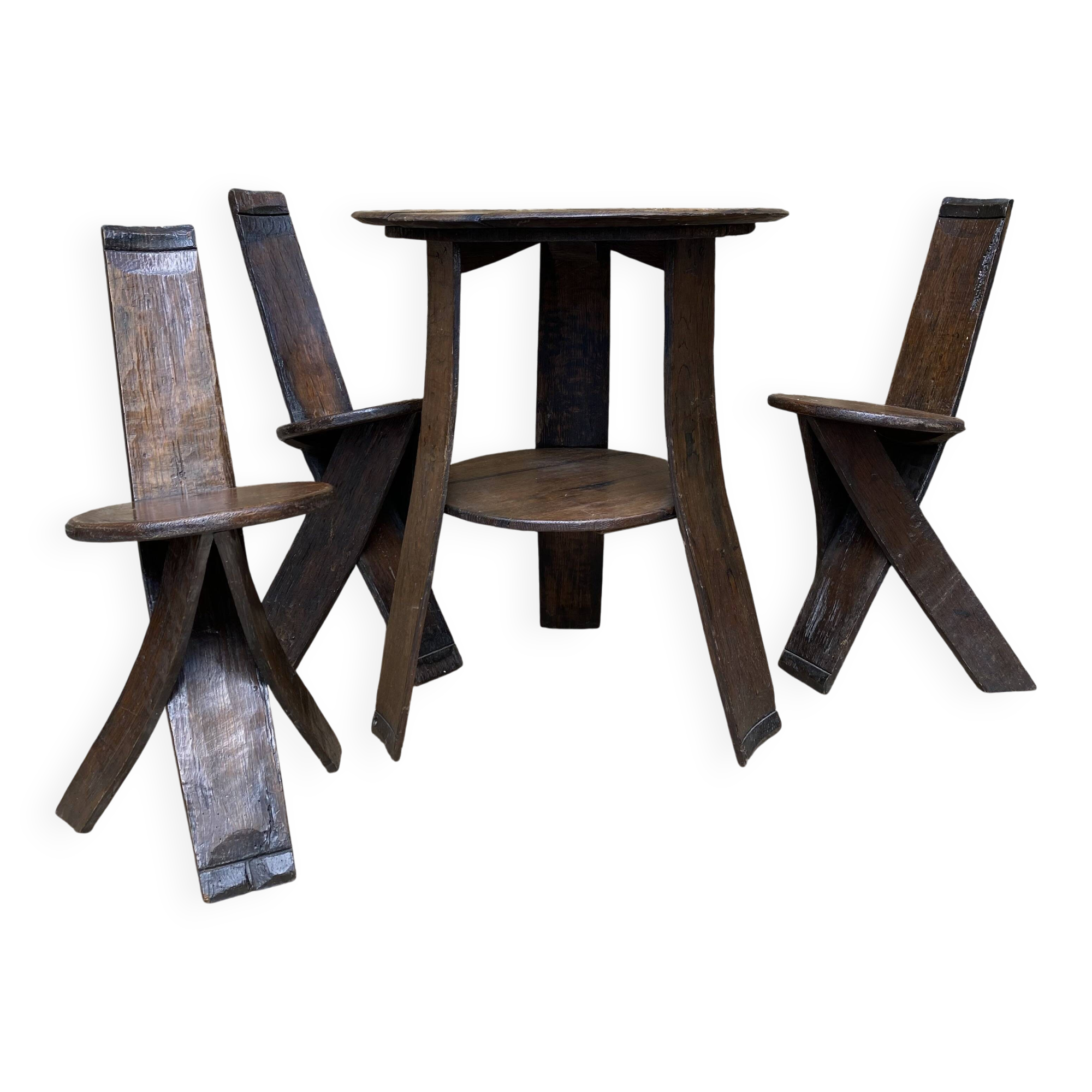 Ensemble table et chaises style brutaliste , cave à vin