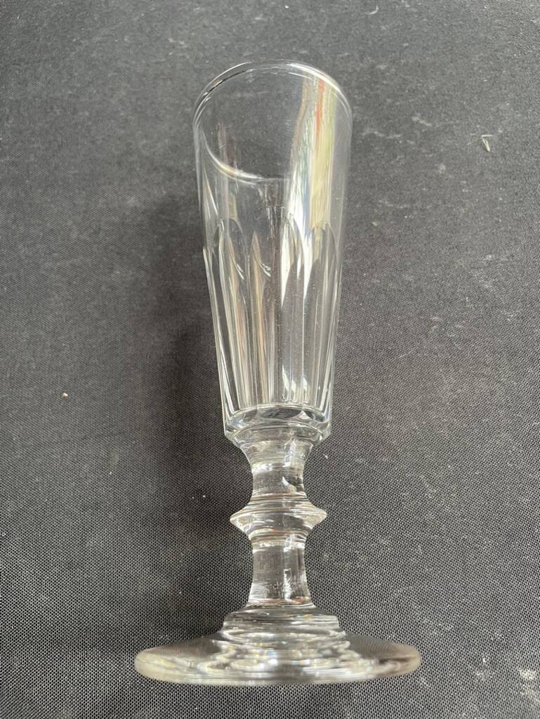 6 Baccarat Clermont 19th century champagne flutes