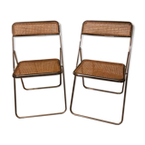 Can folding chairs