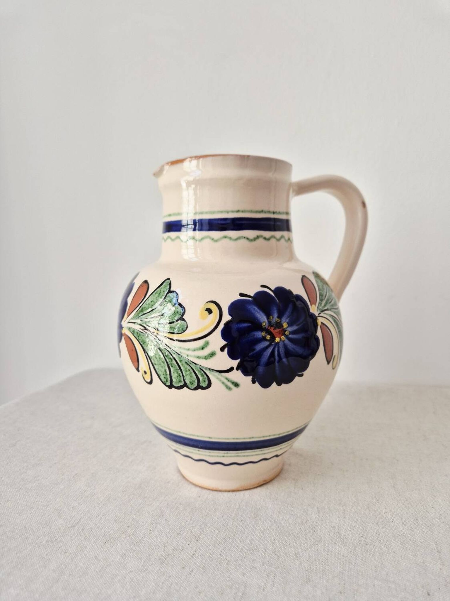 Pichet à eau, vase en grès vintage de style portugais