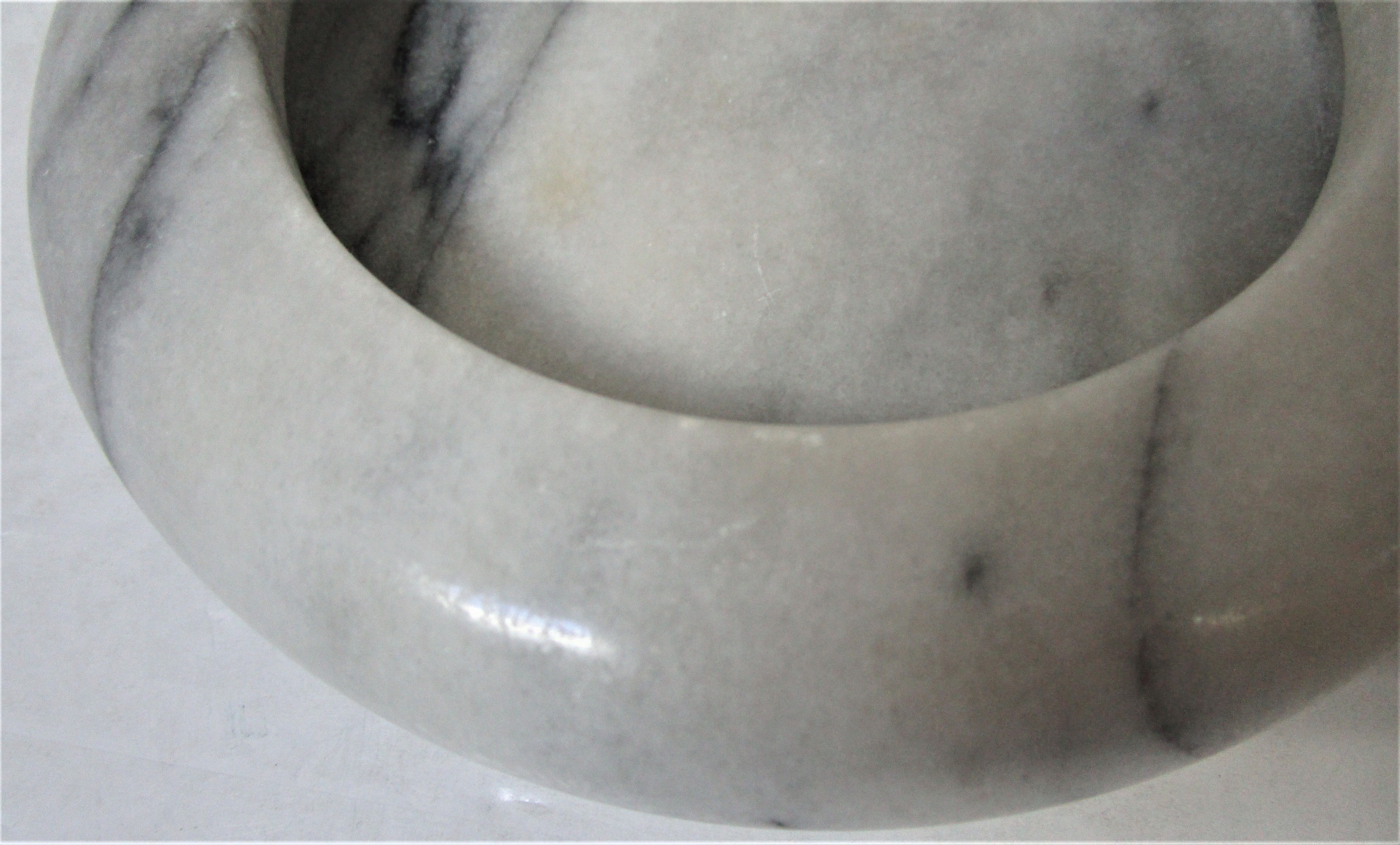 Trinket bowl white marble veined black