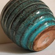 Ceramic planter with speckled enamel gadroons from the 1940s