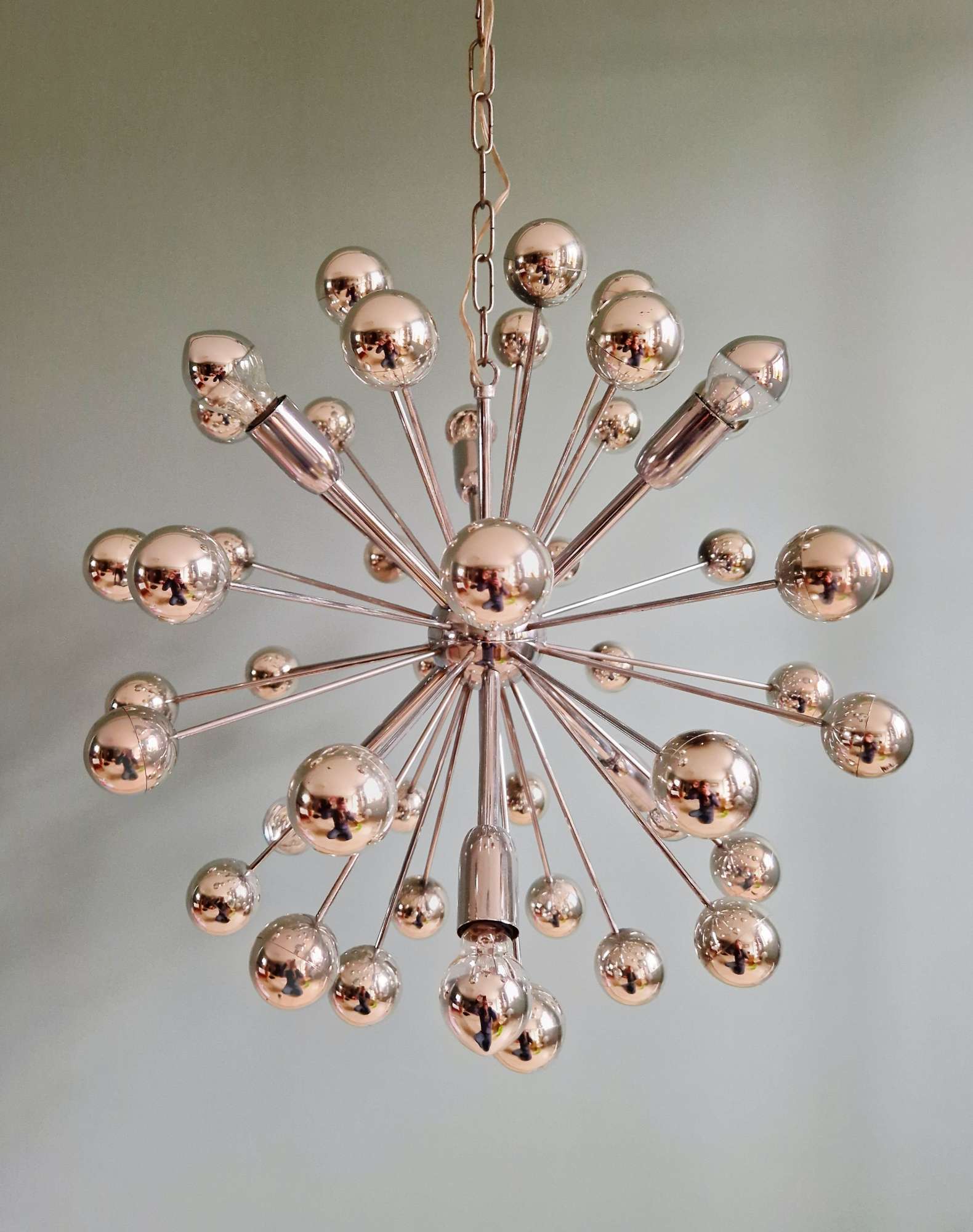 Chrome metal Sputnik chandelier, Space Age design, 1960.