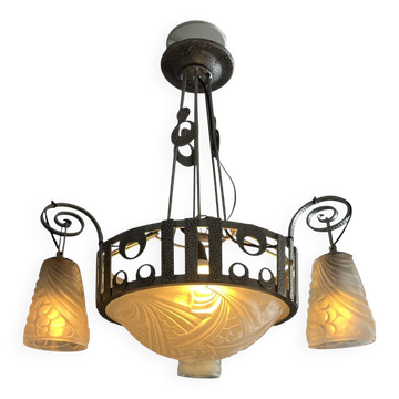 Art Deco, 4-light chandelier, wrought iron, pressed glass, Dugué Negra, circa 1930.