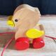 Canard en bois à tirer