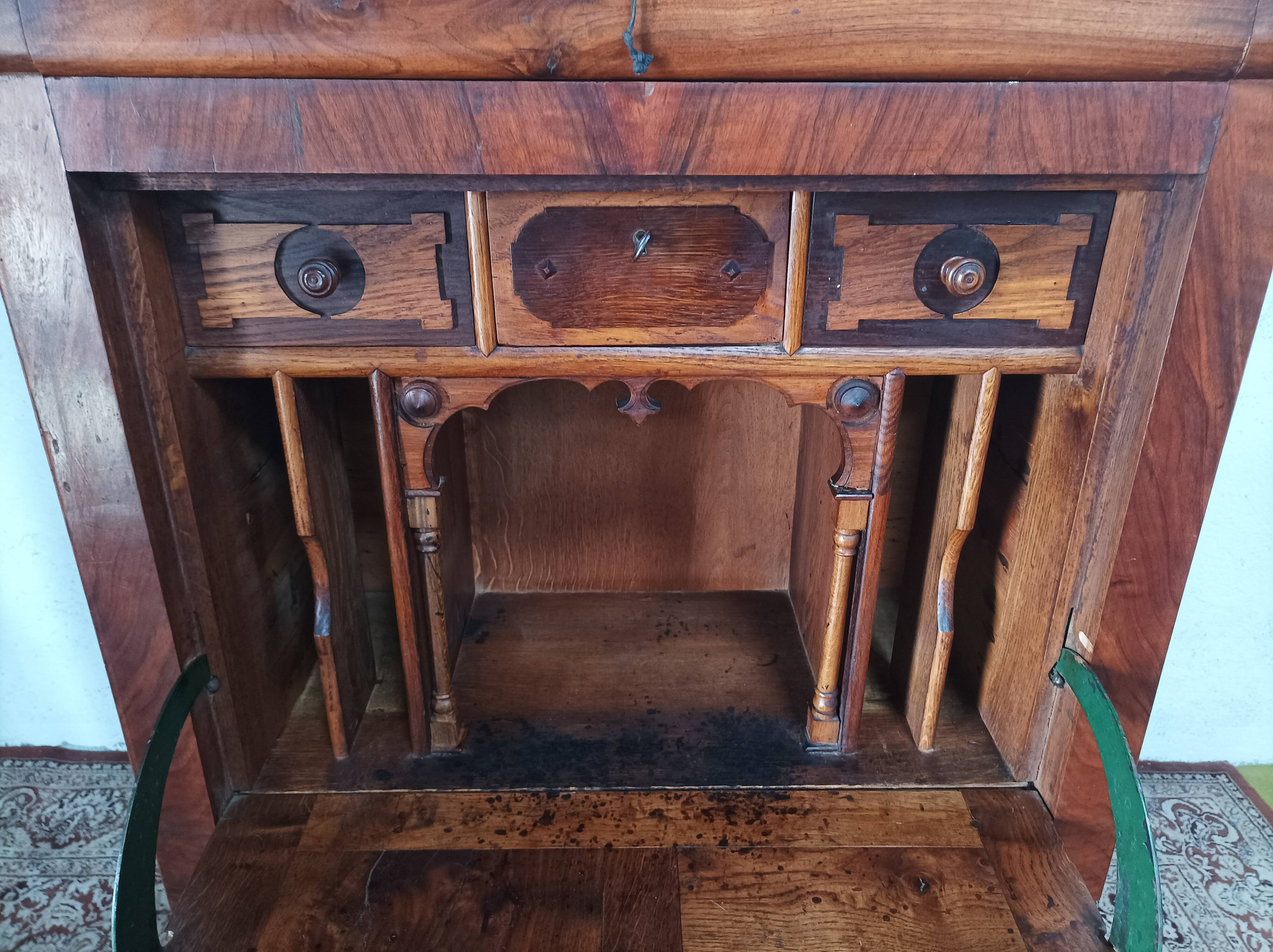 Louis Philippe secretary in oak and burr walnut