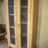 Glass cabinet
