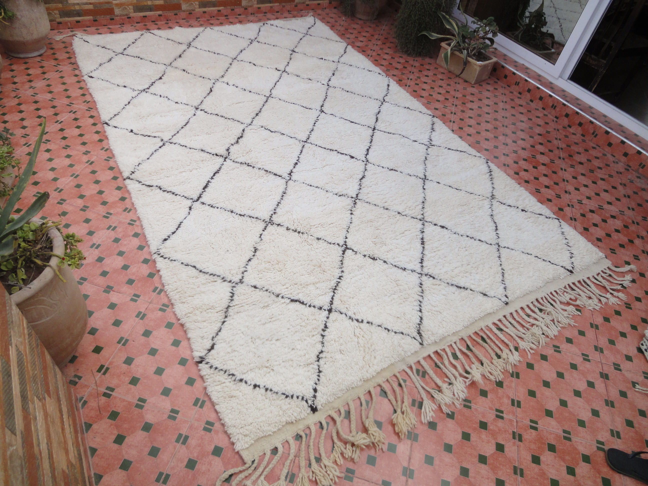 Moroccan beni ourain vintage berber carpet with dark brown diamond 313 x 200 cm