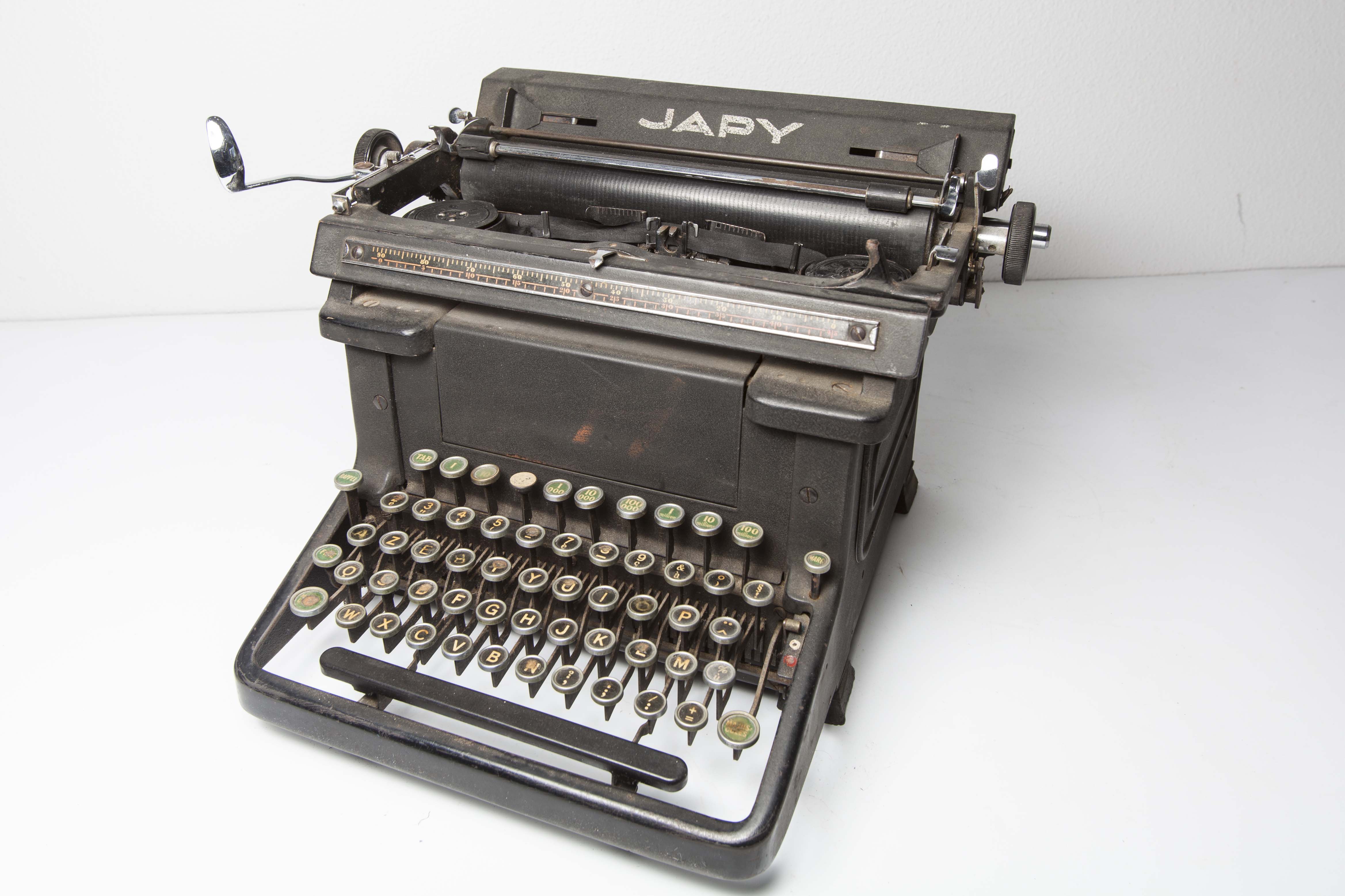 Machine à écrire Japy 1940