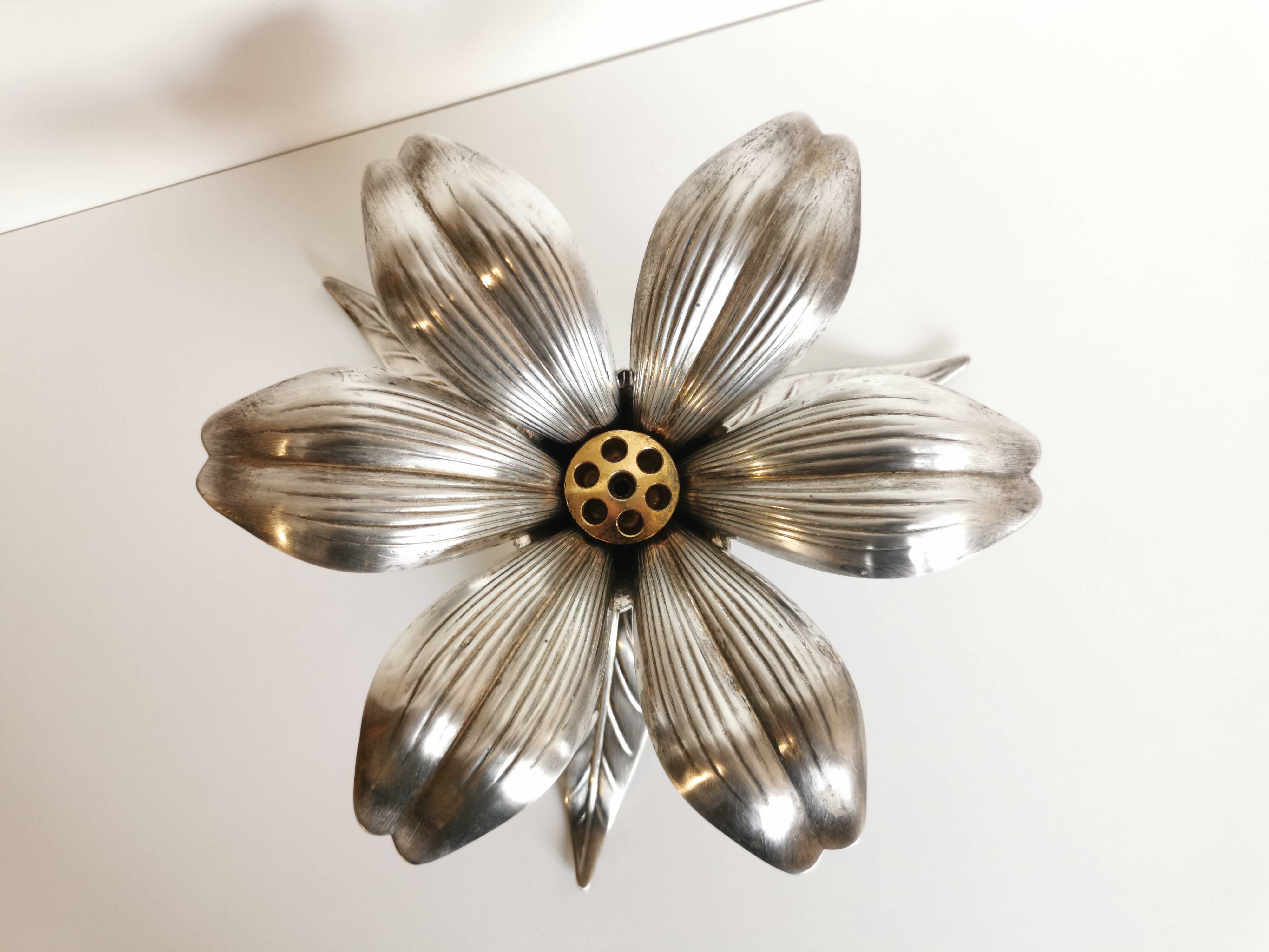 Vintage ashtray flower