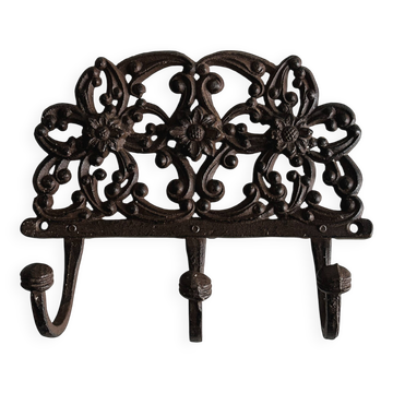 Metal wall key holder