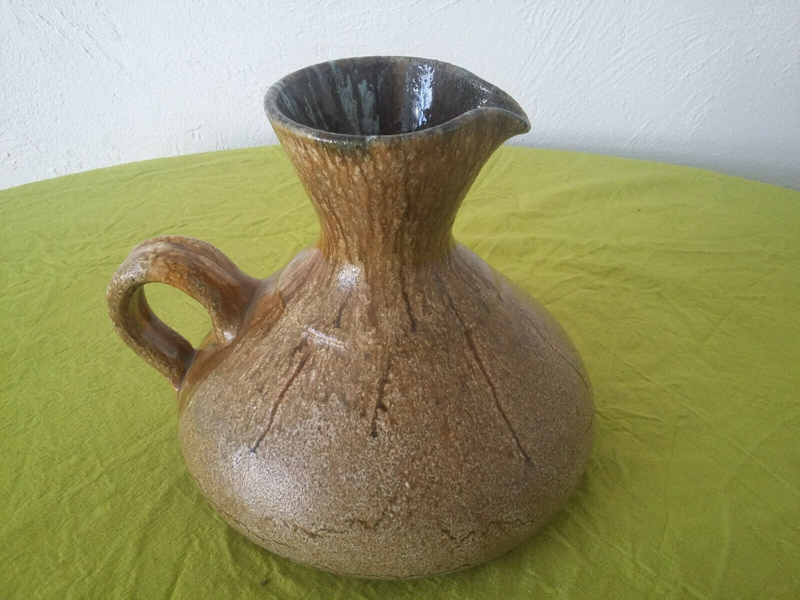 Carafe, Accolay jug in sandstone