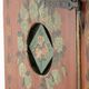 Cabinet de mariée autrichien ancien peint à la main avec une belle patine
