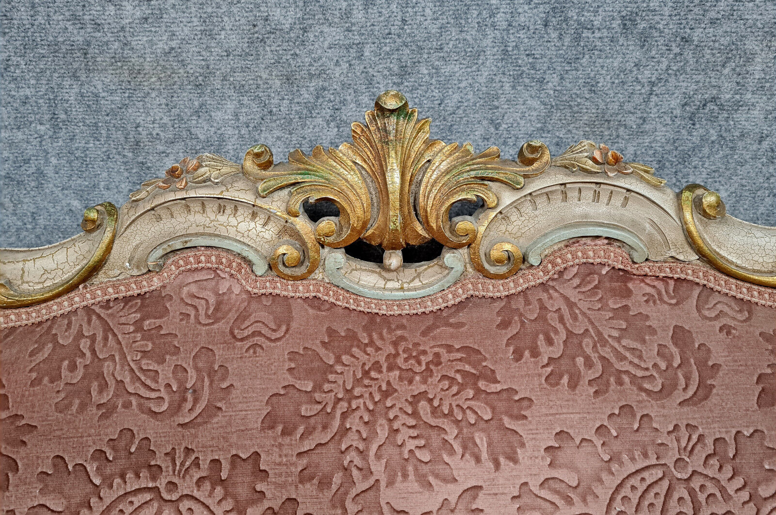 Banquette basket Louis XV Venetian lacquered and gilded wood circa 1900