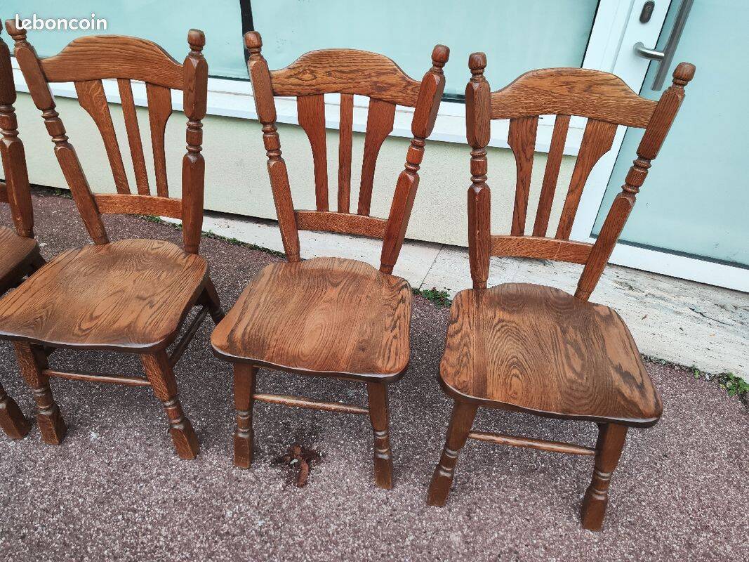 Set of 4 solid wood chairs