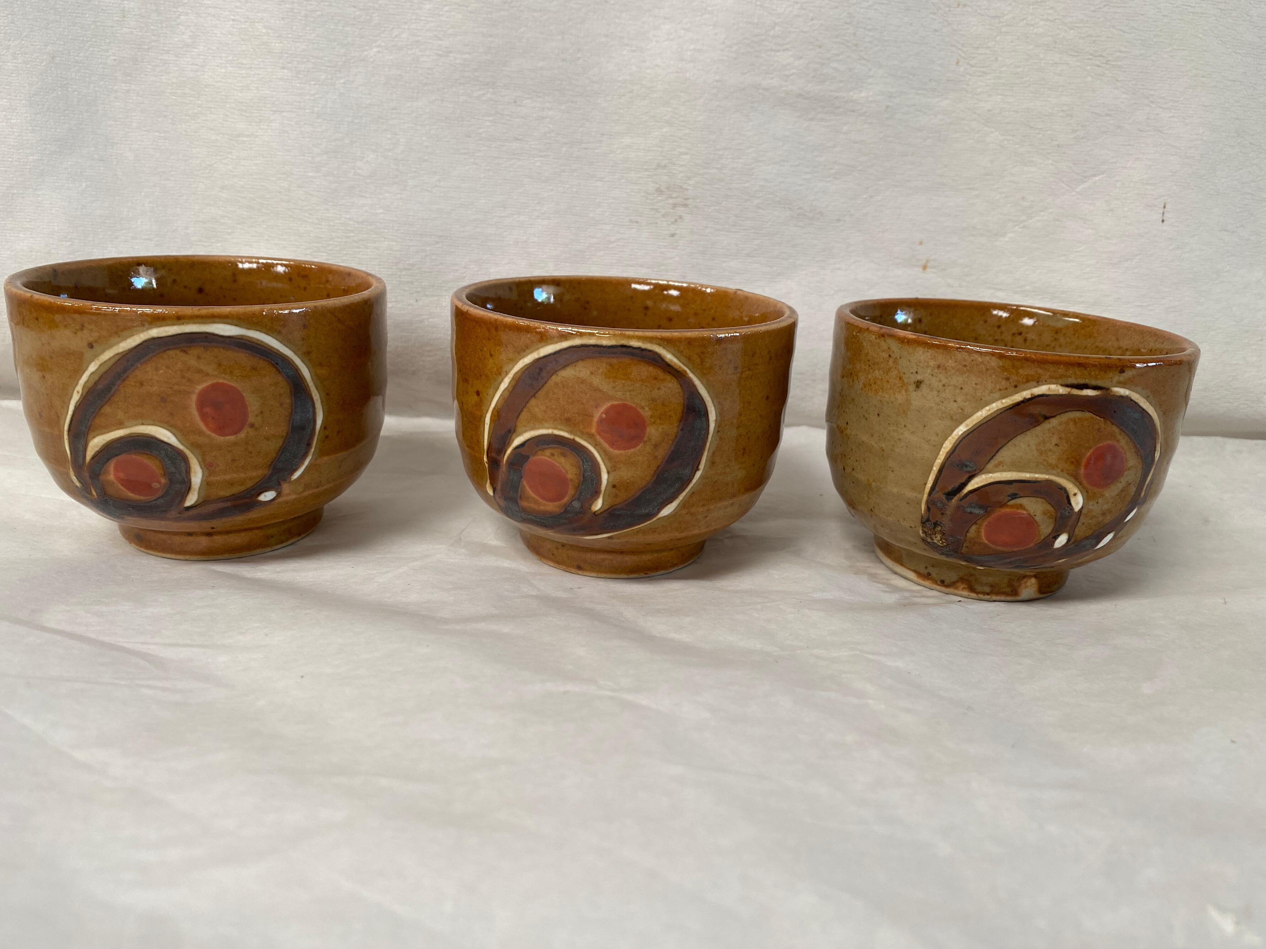 Set of 3 vintage tea cups