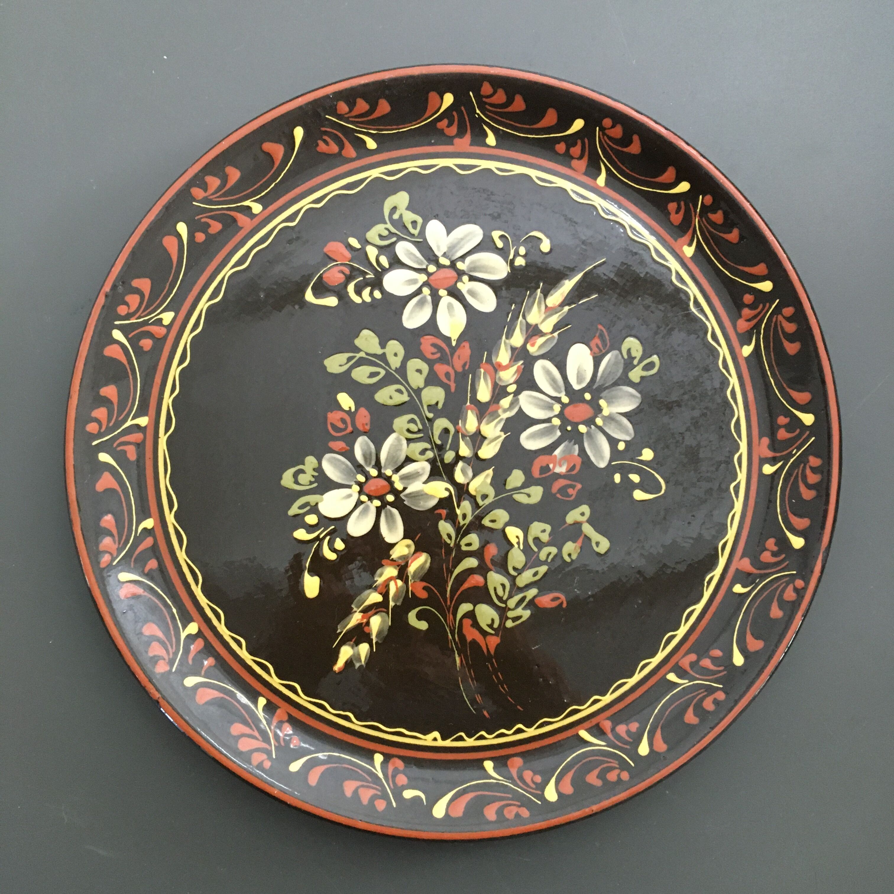 Floral decoration dish