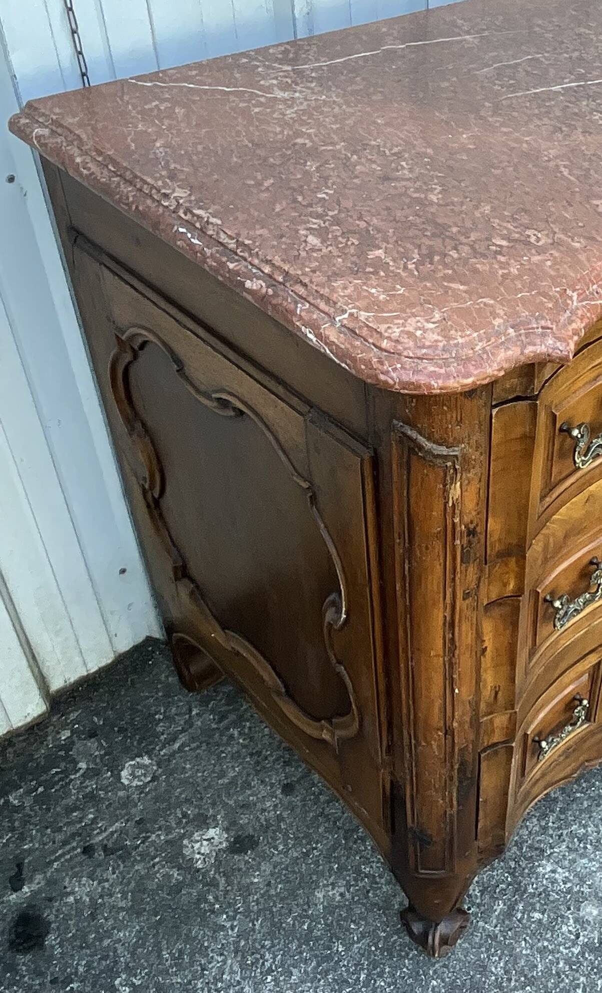 Louis XV Style Walnut Eel Chest of Drawers, Early 19th Century