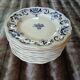 12 assiettes plates anciennes de Longchamp 