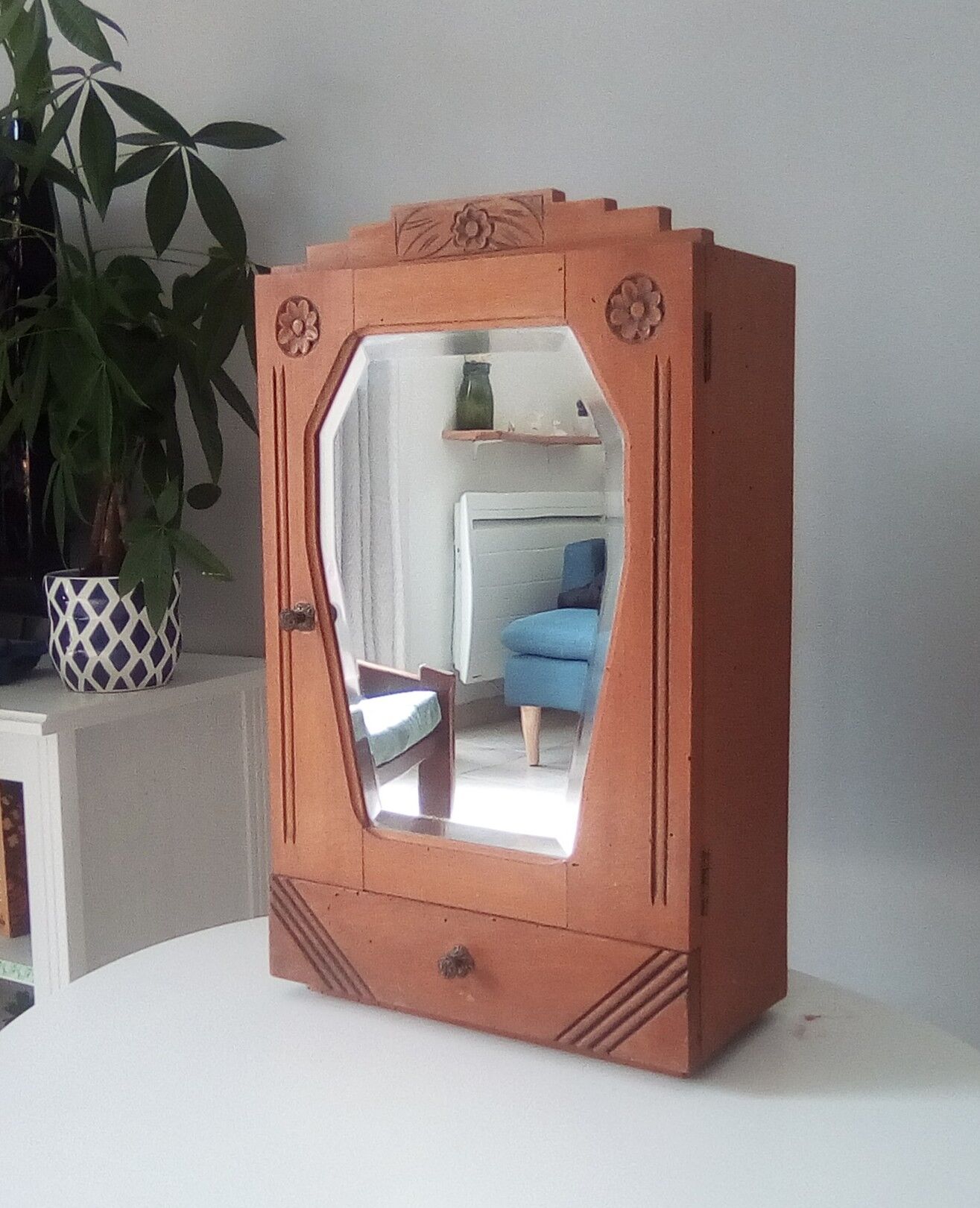 Vintage wall cabinet