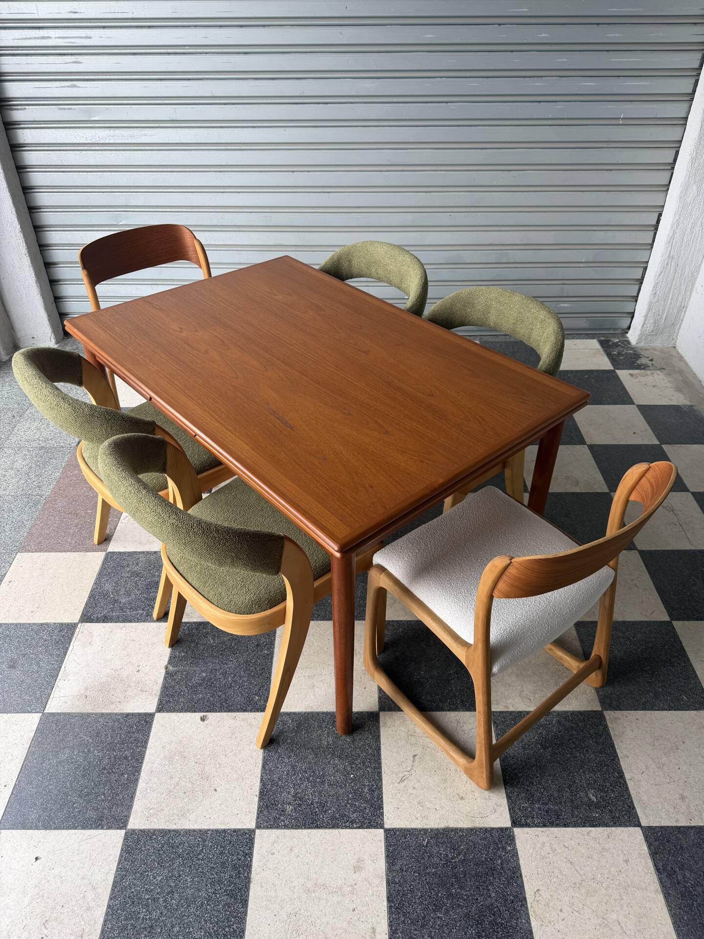 Table danoise en teck