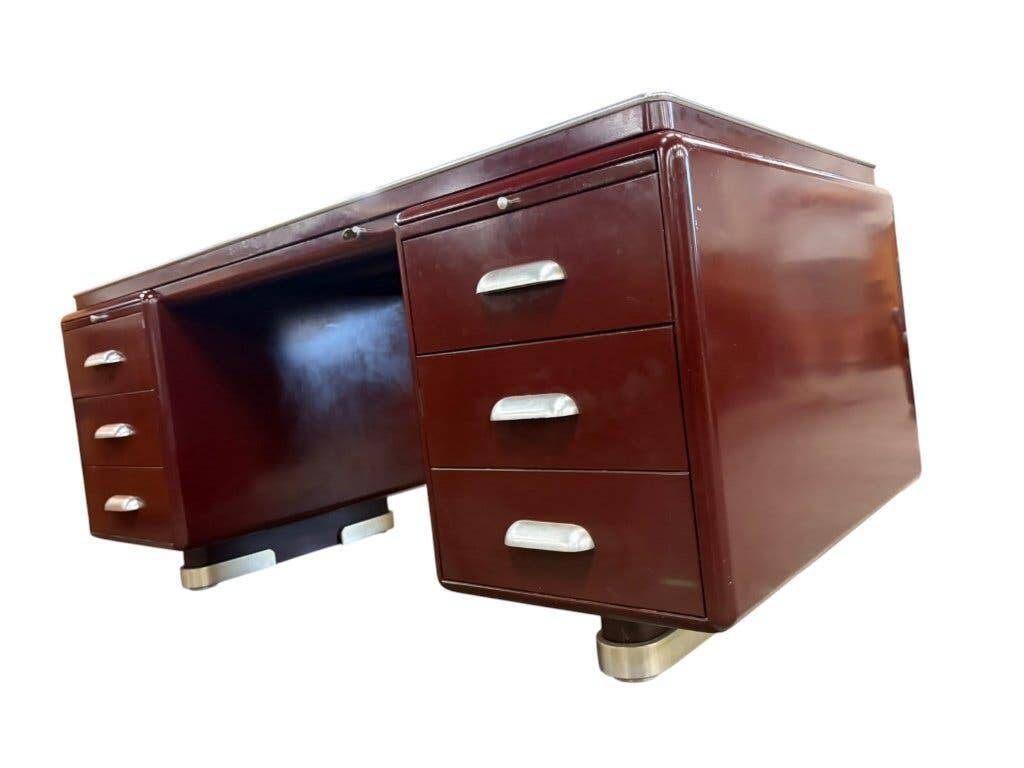 Burgundy vintage metal desk Ahrend / Oda Prominent desk
