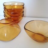 Set of 6 amber Vereco ramekins / bowls