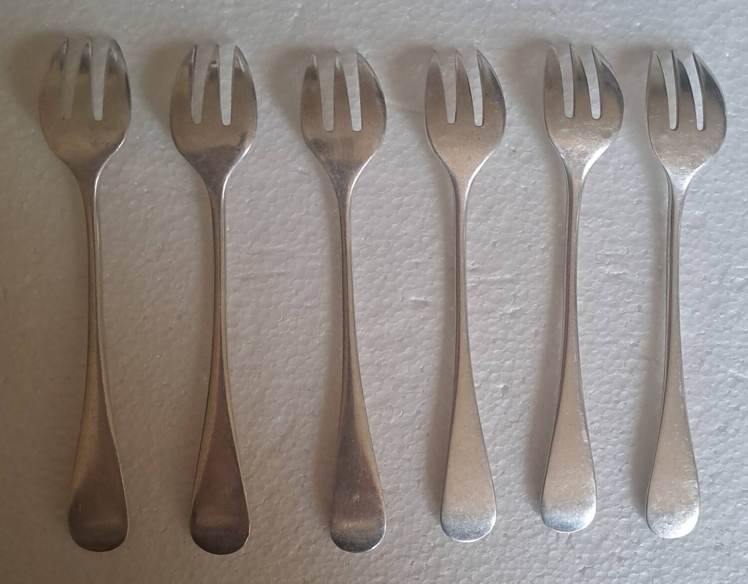 6 silver-plated oyster forks by Alfénide