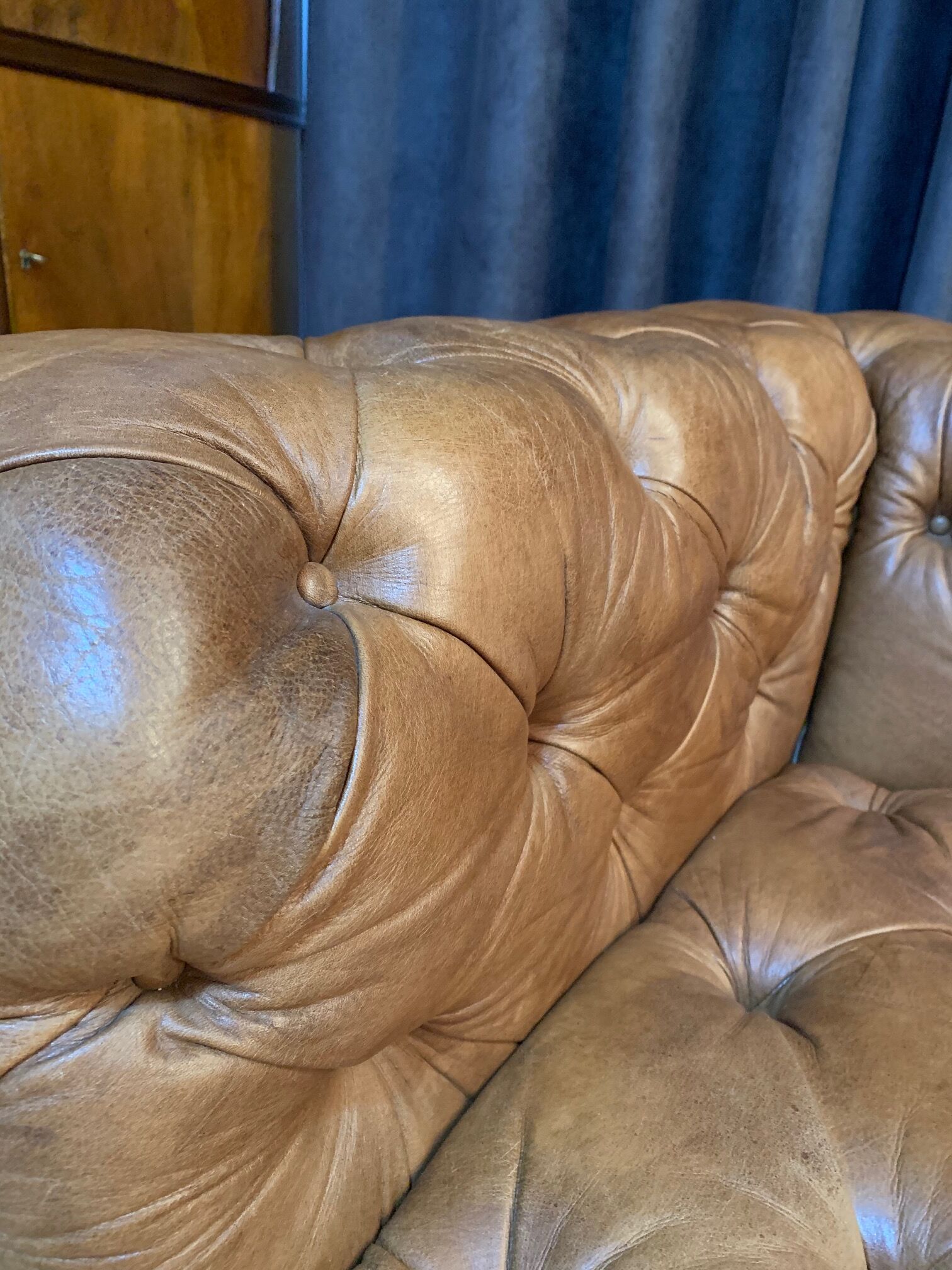 Chesterfield Sofa, 1990s