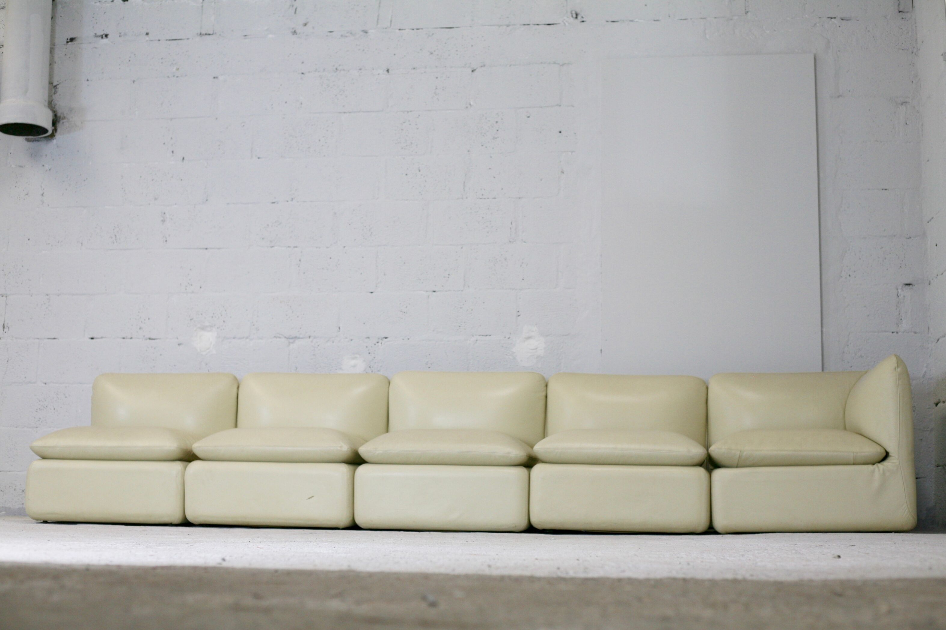 Set of 5 leather armchairs, France 80