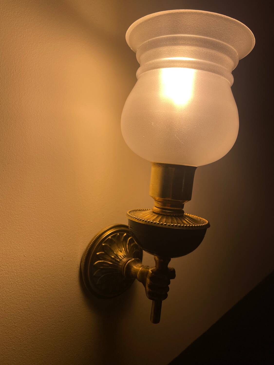 Art deco torchiere wall light