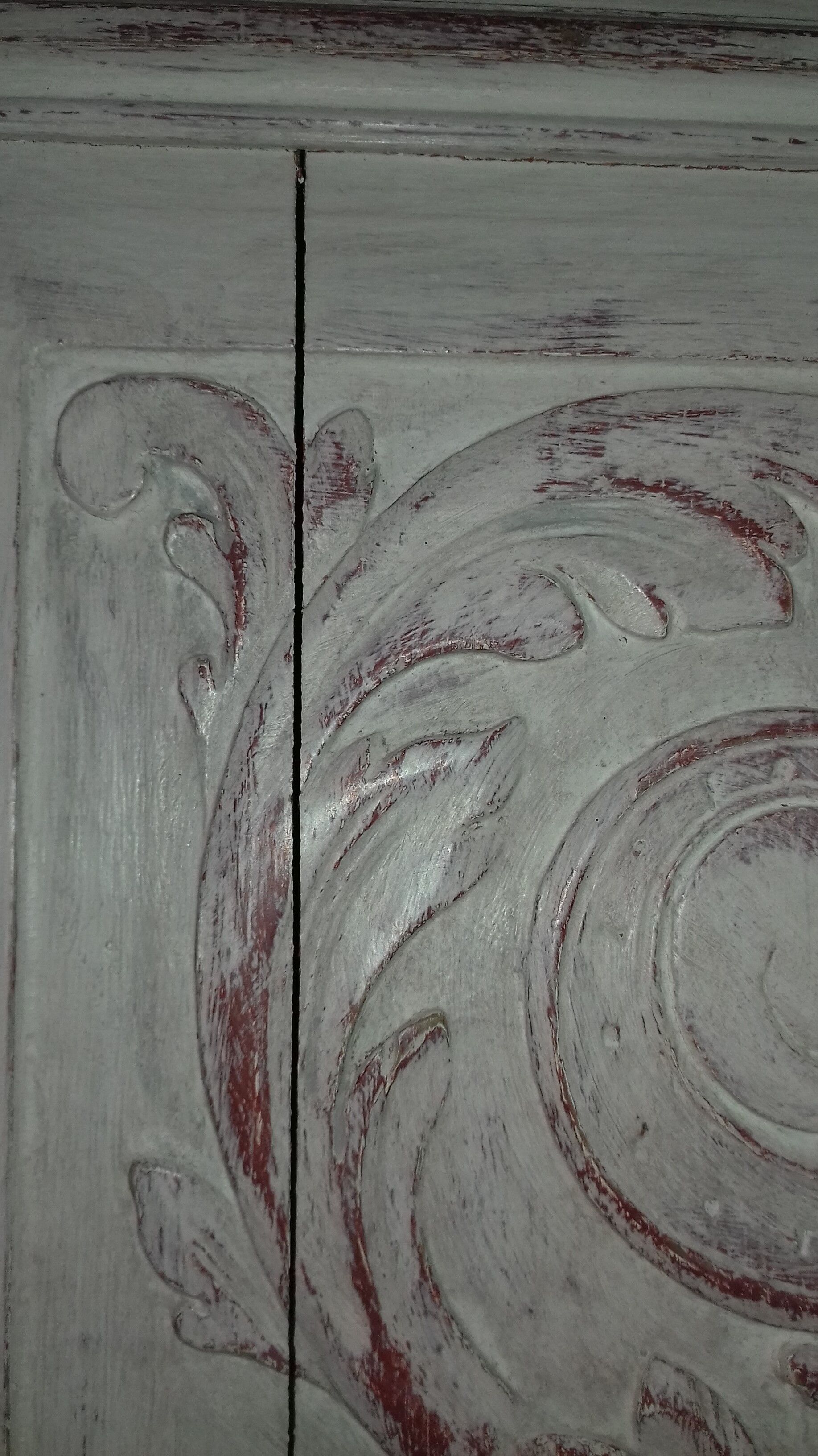 Triptych patinated 3 doors buffet Henry II