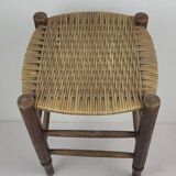 Tabouret en rotin tressé