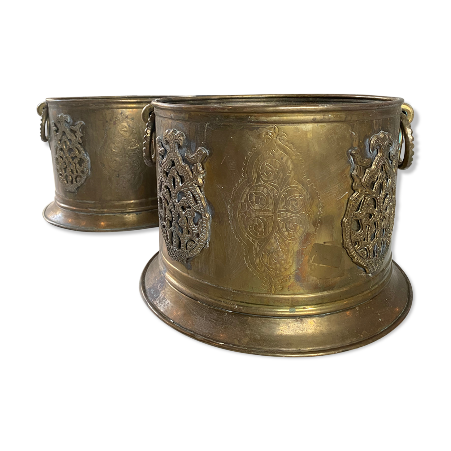Engraved brass pot cover