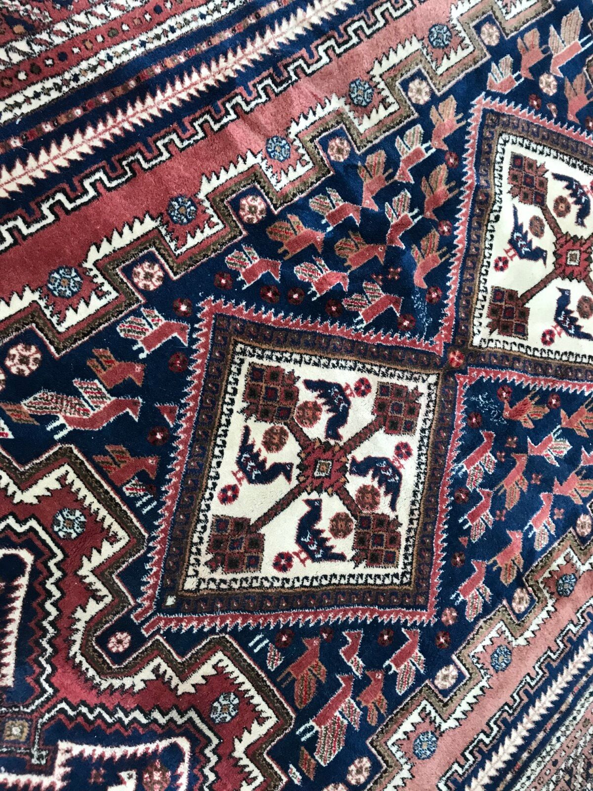 Carpet vintage Persian Afshar done hand 143 X 187 CM