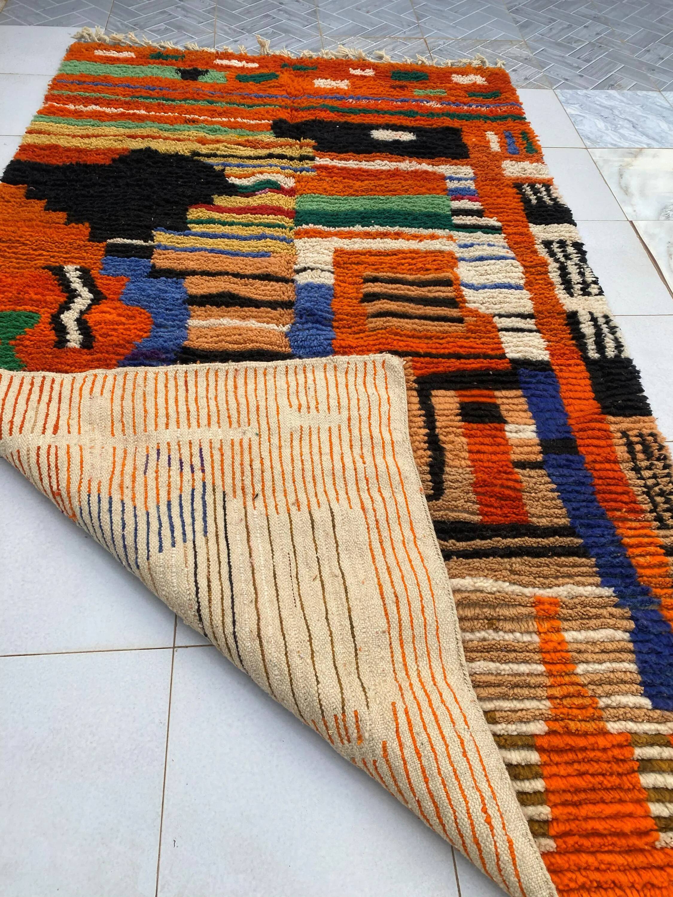 Large artisanal Moroccan rug 2.5 x 1.5 m