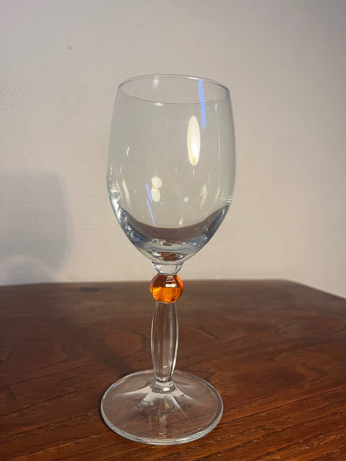 Verre à pied eau vin