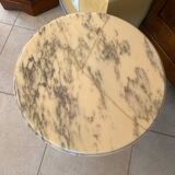Petite table en marbre