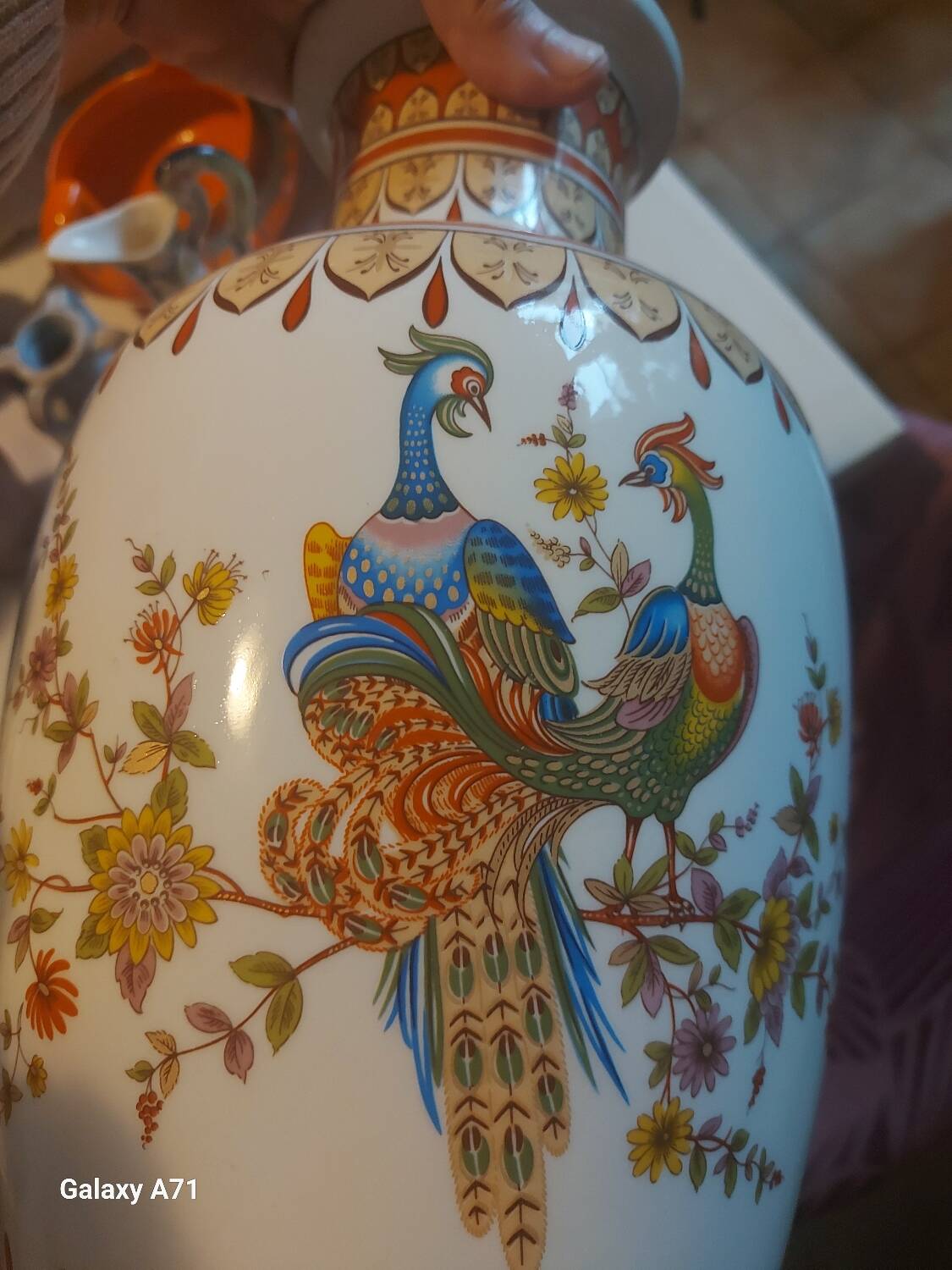 Japanese style porcelain vase signed FG