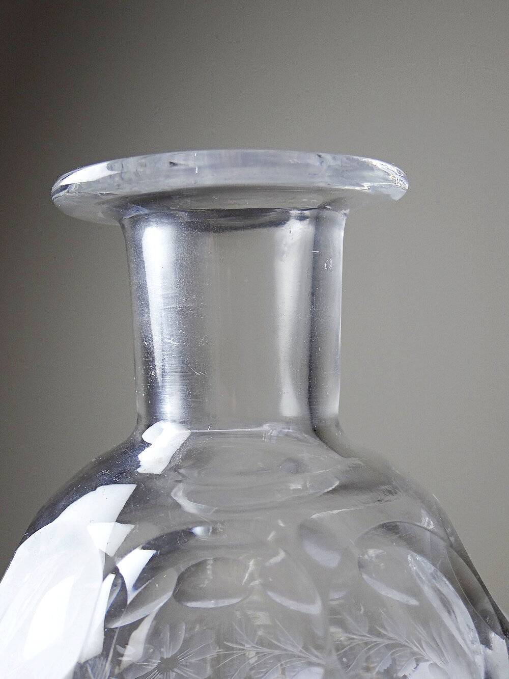 Antique cut and engraved crystal carafe with floral decoration, Bohemia, 19th-20th century.