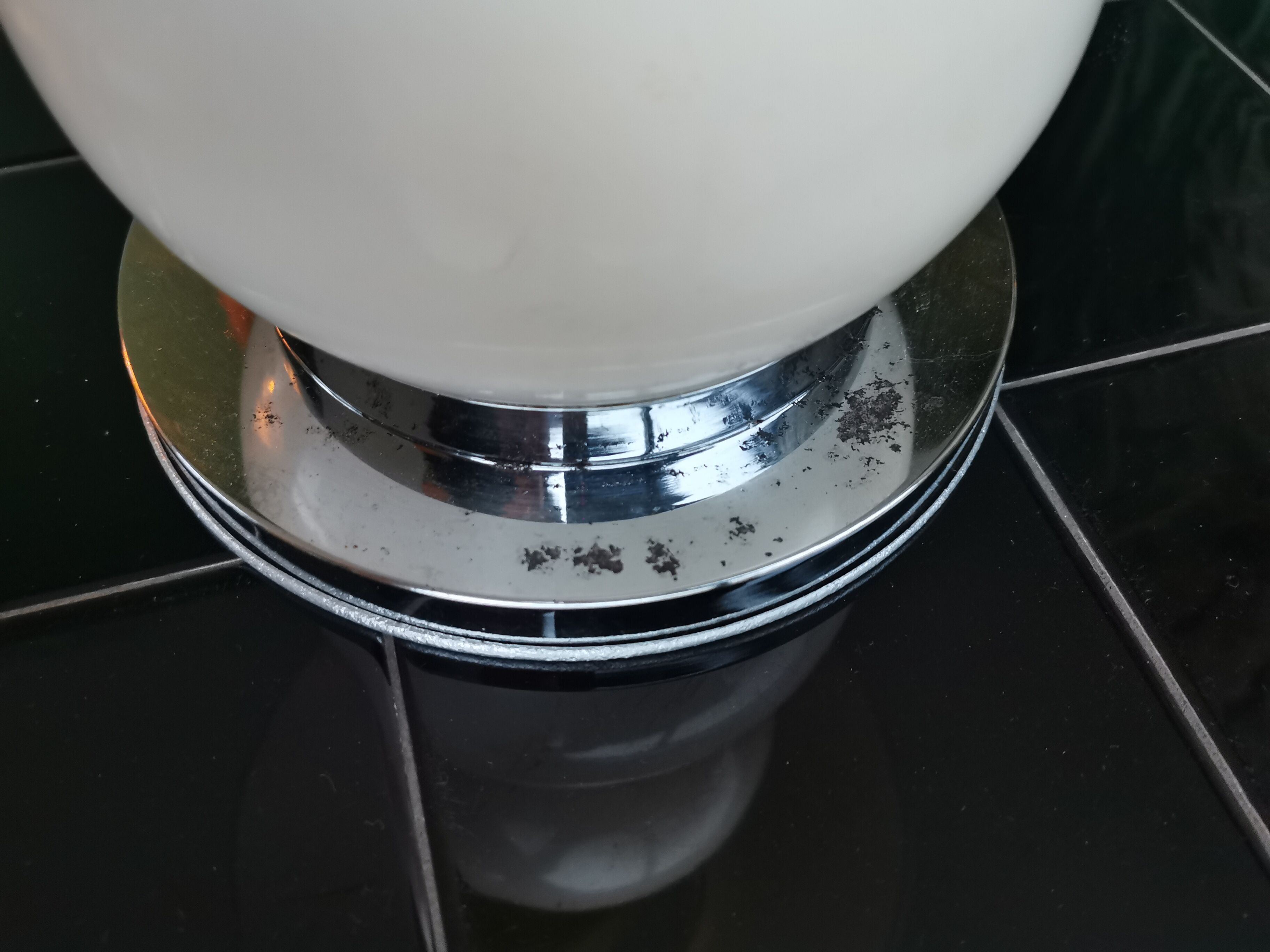 1970s vintage metal lamp