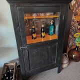 Wine cabinet